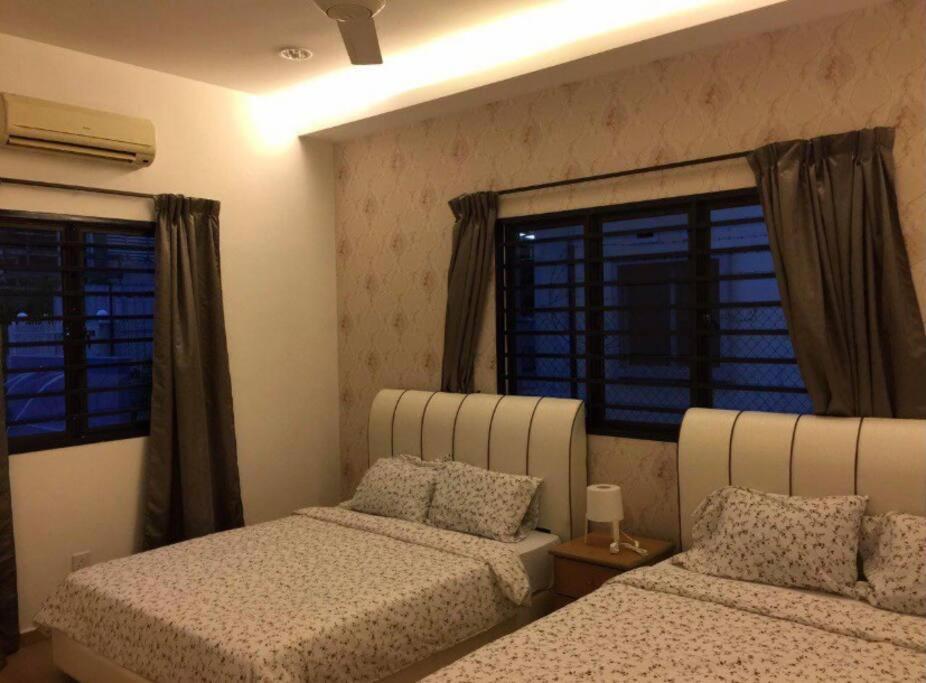 Melaka Beach Villa Екстер'єр фото